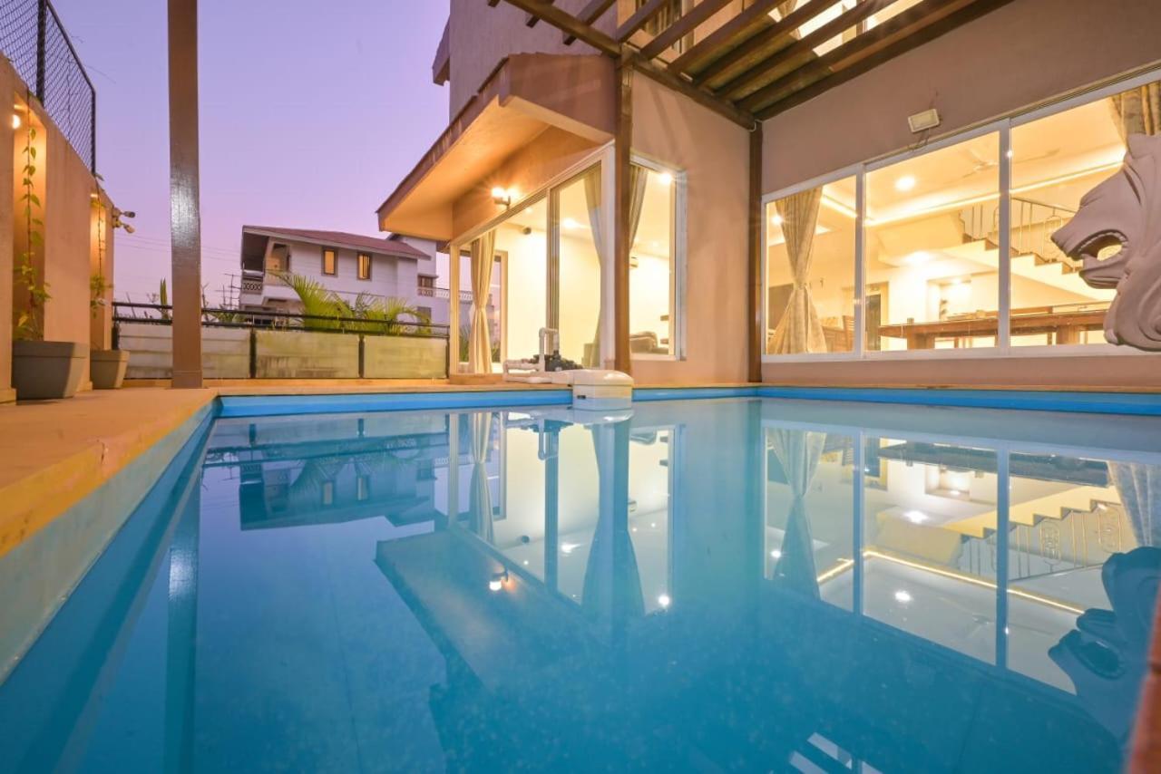 Tiki Tropics Villa Lonavala Kültér fotó